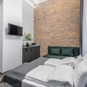 Stunning In The Hearth Of Appartamento